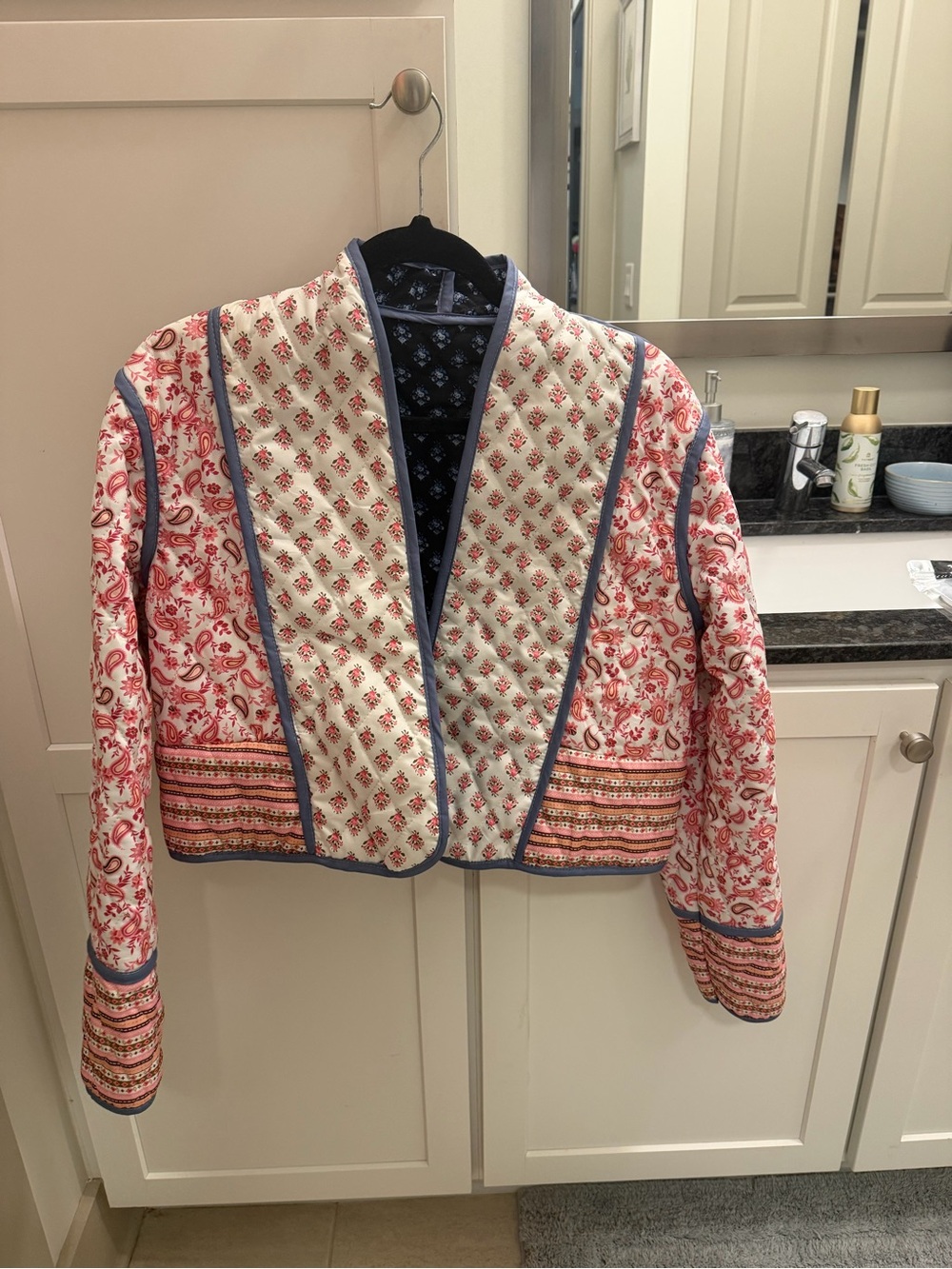 Quilted Floral Print Cropped Jacket